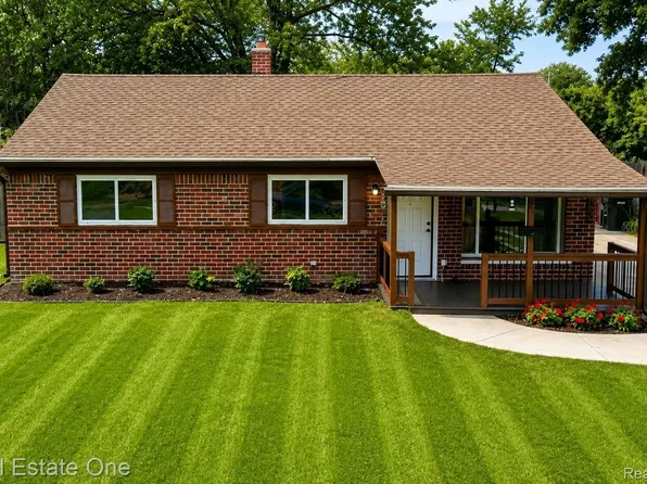 28463 Sutherland St, Southfield, MI 48076