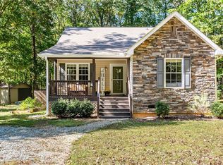 707 Rock Hill Ln, Mebane, NC 27302