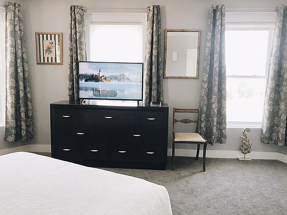 50" Screen with Hulu TV and Netflix