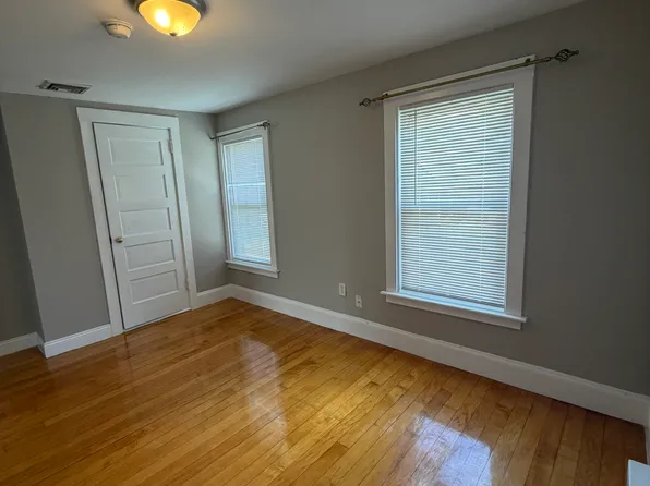 99 Weston St #2, Brockton, MA 02301