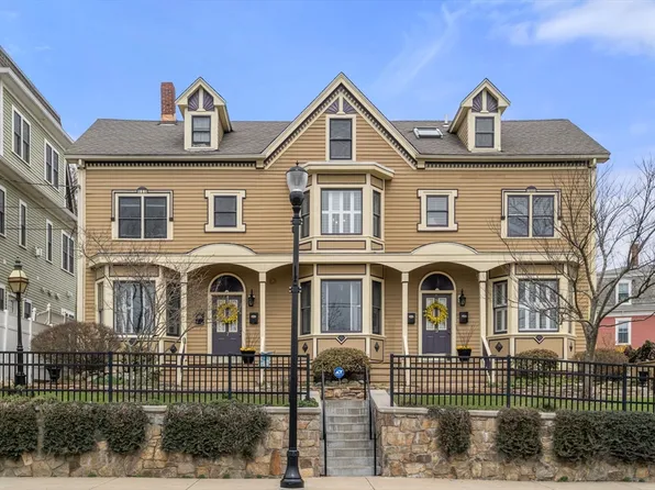 7 Water St #3, Framingham, MA 01701