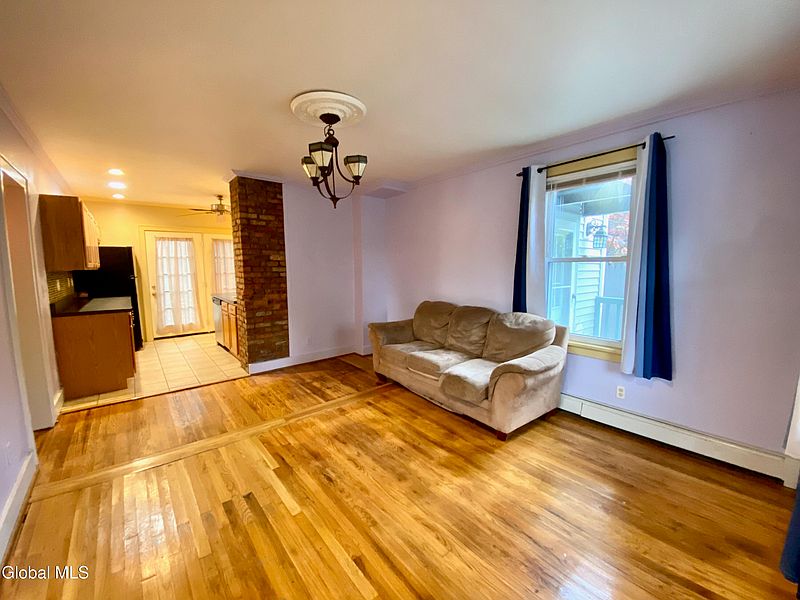 5th image of 31 Brunswick Avenue