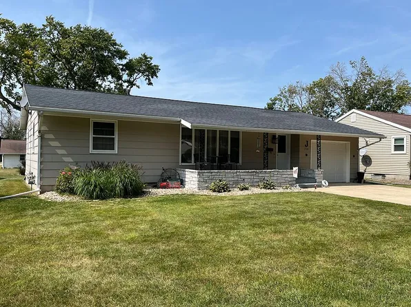 710 6th St NE, Clarion, IA 50525