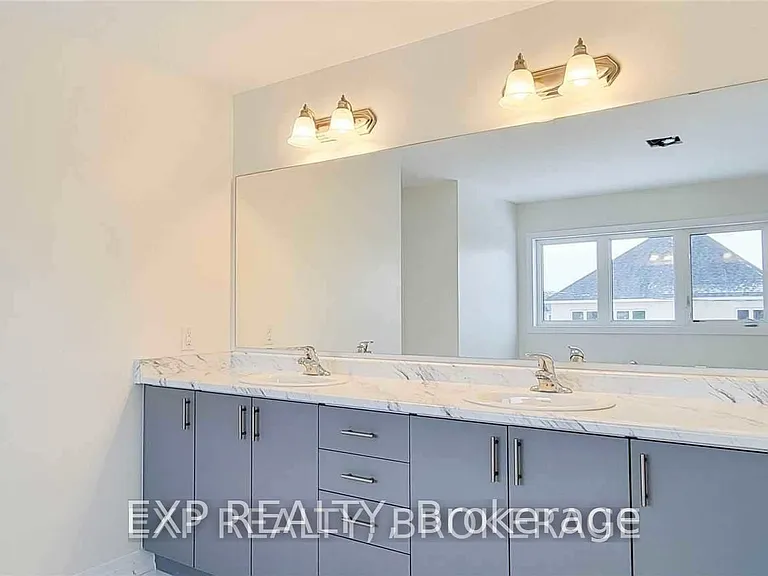 1619 Luno Way — Photo 15