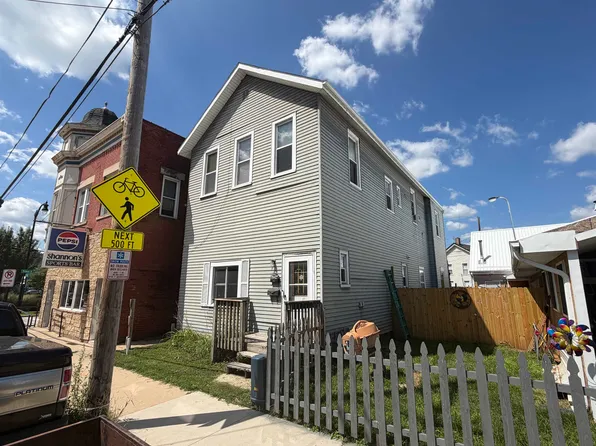523 E 22nd St, Dubuque, IA 52001