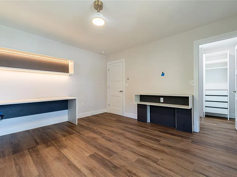 2721 Ingeborg Ct — Photo 34