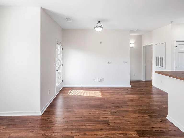 Noda 20 Apartments — Photo 17