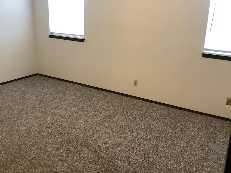 2200 Warwick St #17 — Photo 5