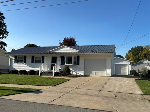 2726 E 28th St, Erie, PA 16510