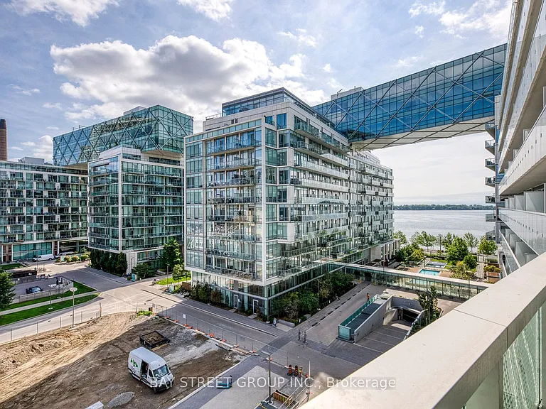 15 Queens Quay E #624 — Photo 24