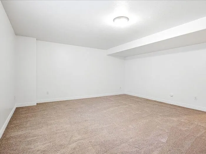 2113 E Glamis Ct — Photo 24