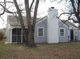 934 E Sunshine St, Springfield, MO 65807