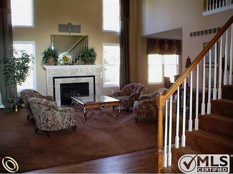 Great Room w/Gas Frpl