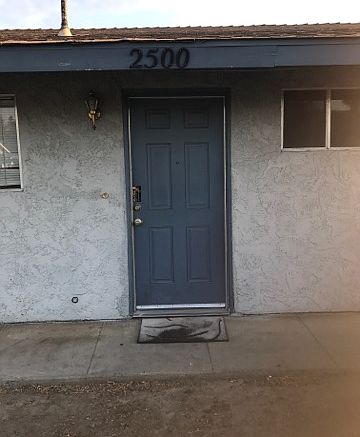 1st image of 2500 W Caldwell Ave