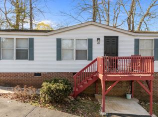 1611 Kennedy Rd, Thomasville, NC 27360