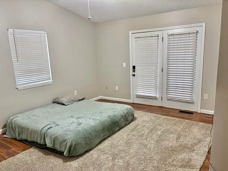 1023 Justus Dr — Photo 18