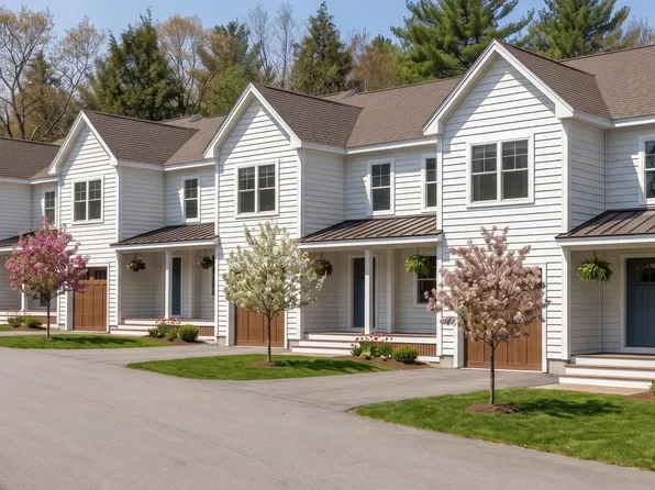 33 Haddie Lane #7, Westbrook, ME 04092