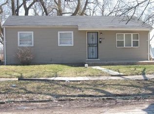 1517 Deer Creek Ln, Ford Heights, IL