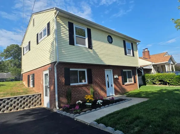 13208 Alison St, Woodbridge, VA 22191