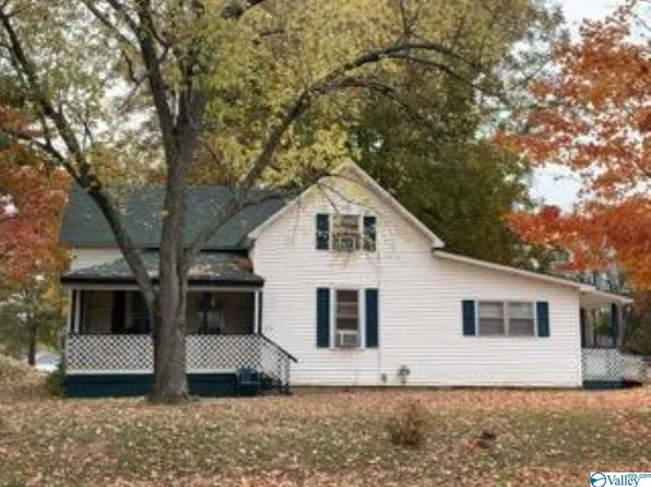 605 Elkton St, Athens, AL 35611