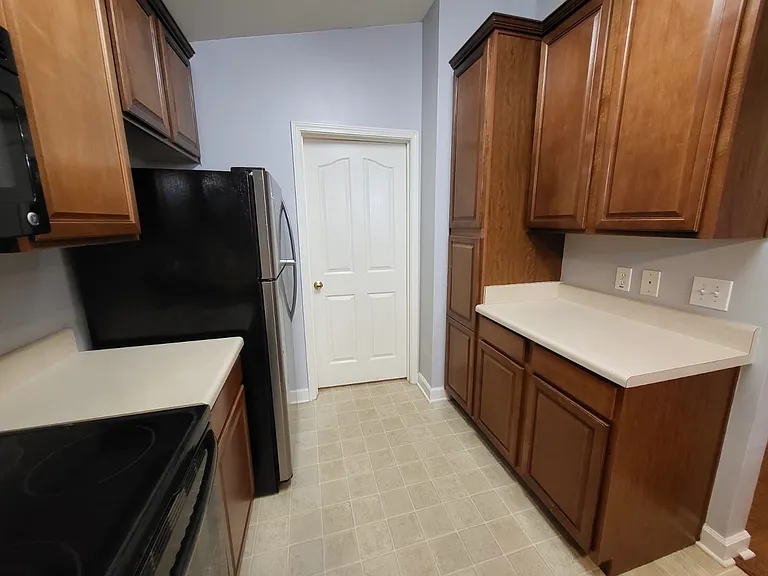 339 Westbend Dr #1 — Photo 11