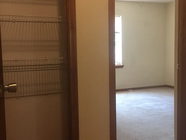 115 Pisgah Ct — Photo 8
