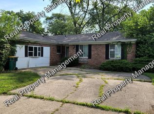 6475 Rutledge St, Merrillville, IN 46410