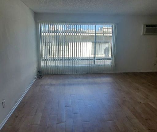 4th image of 9725 Regent St APT 10