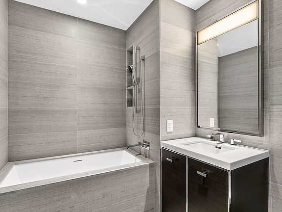 4th image of 252 South St #8B