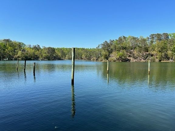 2nd image of 345 Horn Hbr