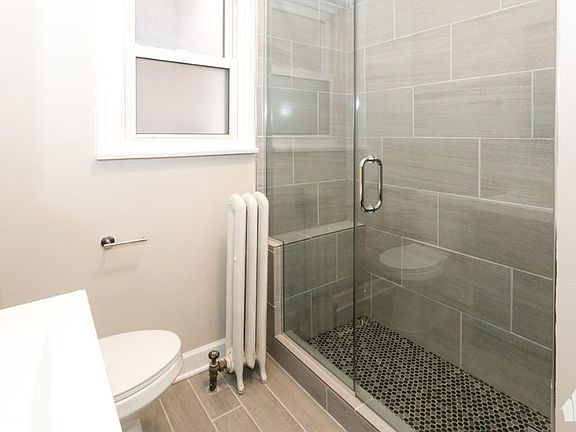 5th image of 5304 N Ashland Ave #3W