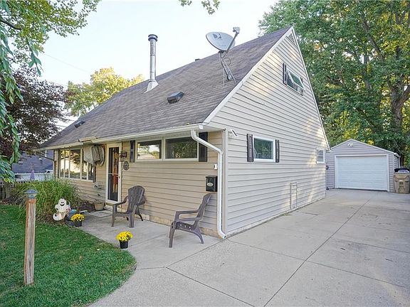 2nd image of 2389 Sutton Dr