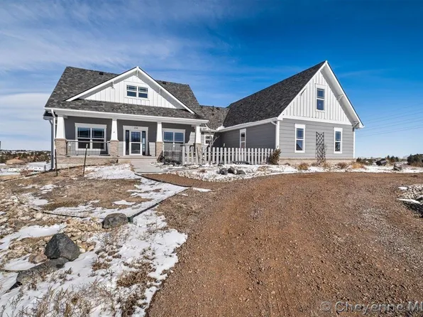 2114 Eagle Dr, Cheyenne, WY 82009