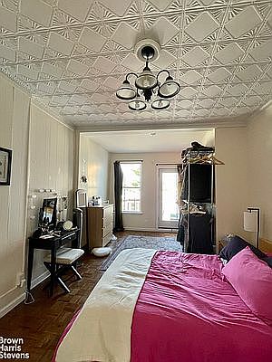 5th image of 249 12th St #3A