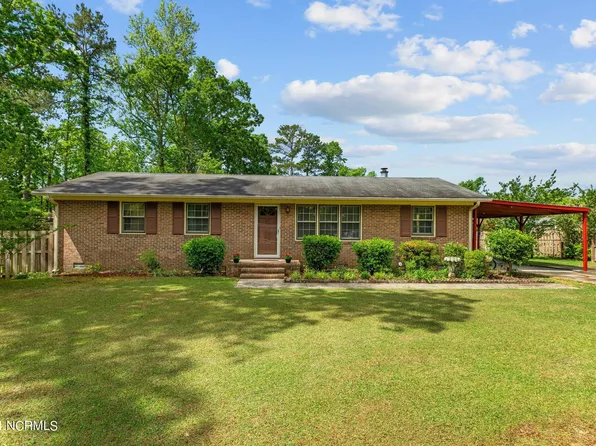 1409 Blue Jay Court, New Bern, NC 28562