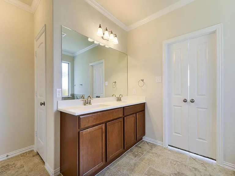 2617 Creeping Vine Ct — Photo 18