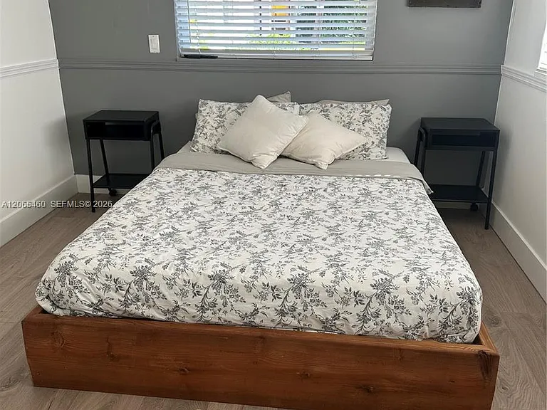 1251 SW 11th Ter — Photo 30
