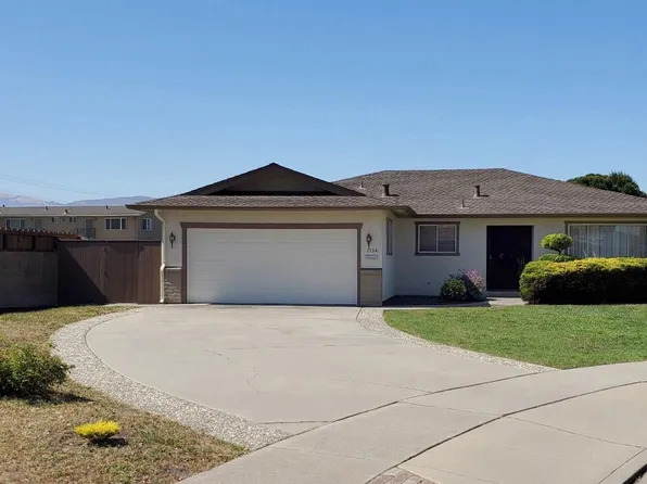 1134 Teakwood Pl, Salinas, CA 93901
