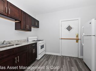 7116 S East End Ave APT 1A, Chicago, IL 60649