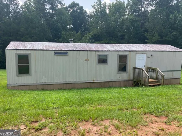 263 Highway 323, Lula, GA 30554