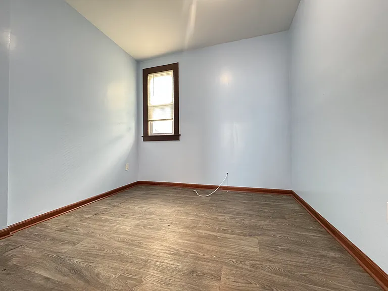 48 Domedion Ave #1 — Photo 13