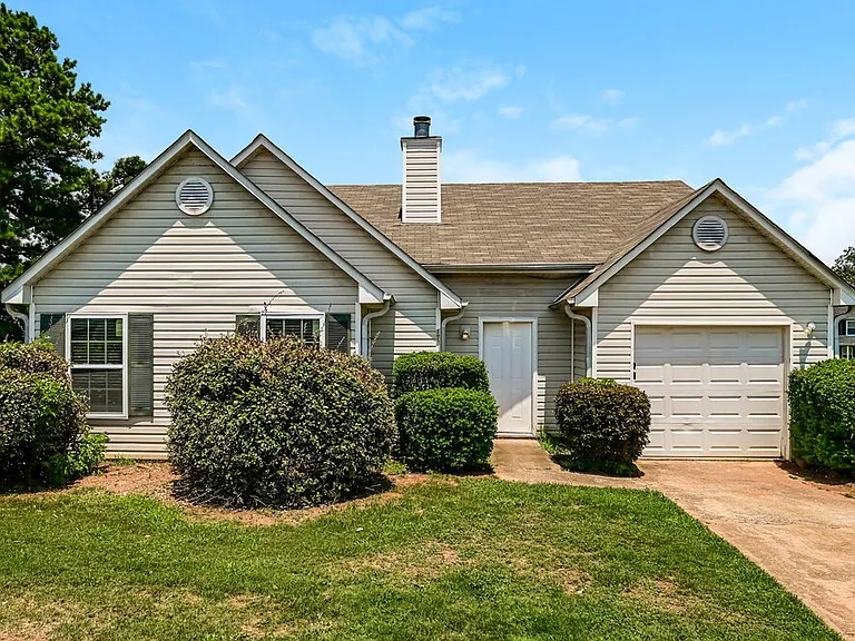 172 Marsh Glen Dr — Photo 1