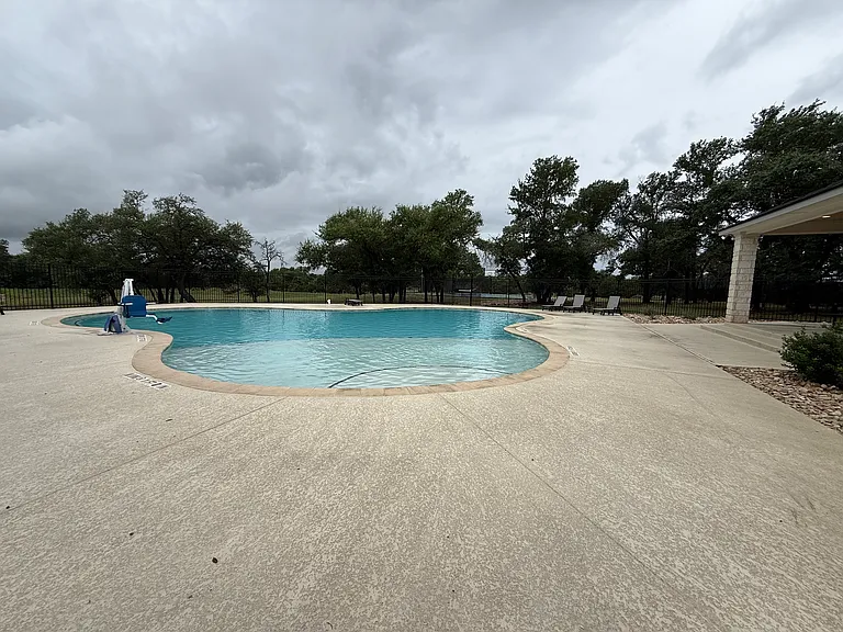 425 Talon Loop — Photo 24