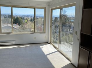 312 N 76th St APT 301, Seattle, WA 98103
