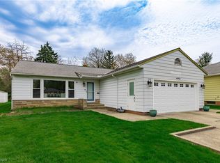 969 Hanley Rd, Lyndhurst, OH 44124