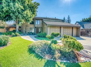 577 W Ponderosa Ave, Reedley, CA 93654