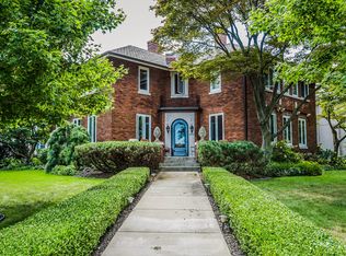 1301 Lake Blvd, Saint Joseph, MI 49085