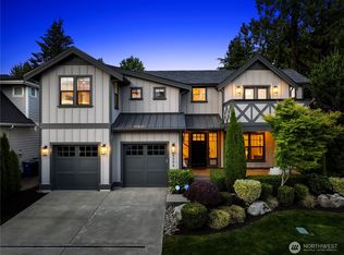 6004 111th Ave NE, Kirkland, WA