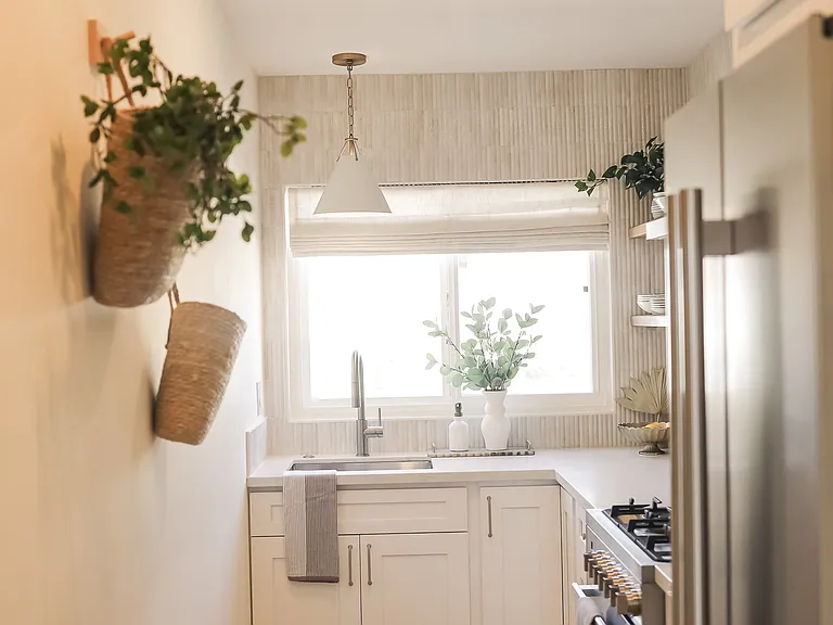 216 S Clementine St #3 — Photo 12