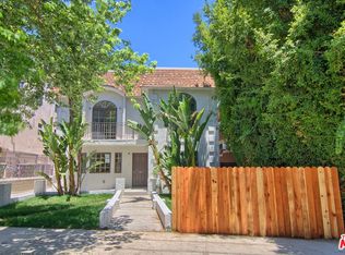 15023 Moorpark St, Sherman Oaks, CA 91403